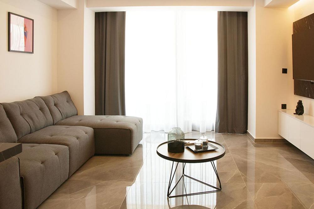 P J Luxury Suites Σέρρες Εξωτερικό φωτογραφία